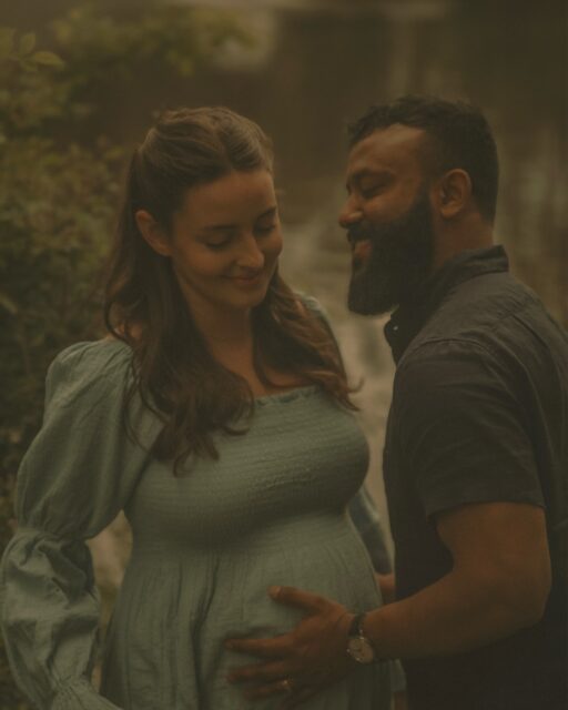 Elizabeth Park in West Hartford felt like it was made for this session. The wildflower gardens, the greenhouse, the quiet bench tucked into the trees — we moved through it all and let the location do what it does best.

If you’re expecting and wondering when to book — here’s everything you need to know.

When to book your maternity session
The sweet spot is between 28 and 34 weeks. You’re visibly pregnant, still comfortable moving around, and the belly has that beautiful round shape that photographs so well. Book your photographer by week 20 so your date is secured. The last thing you want is scrambling in the third trimester.

How to prepare
Pick an outfit with texture and flow. Linen, gauze, anything soft. Avoid busy prints. Coordinate with your partner but don’t match exactly. Bring a second look if you want variety. Eat beforehand. Comfortable shoes matter more than you think.

What to expect
We start slow. Soft prompts, easy movement, nothing forced. Most couples tell me they felt awkward for the first ten minutes and forgot about the camera for the last forty. That’s where the real images live — when you stop performing and just exist together in this season.

Connecticut maternity sessions are booking now for fall. If your due date is between October and January, now is the time. 🤍
