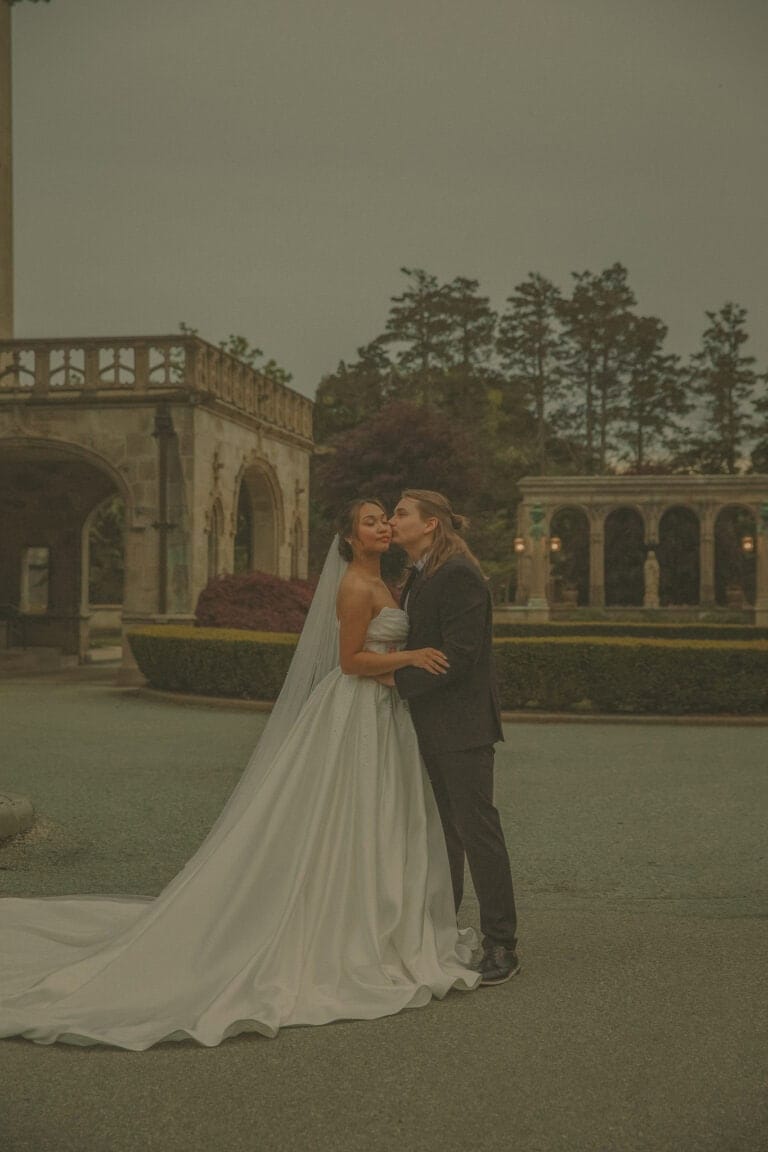 how to choose a wedding photographer checklist