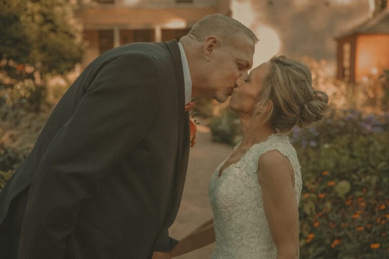 Connecticut wedding photographer captures couple during golden hour at Connecticut wedding venue